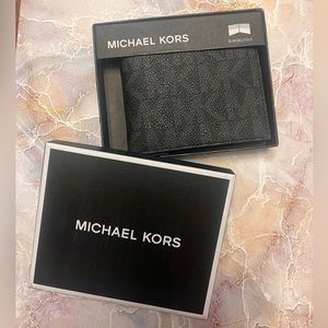 Michael Kors Slim Billfold Wallet